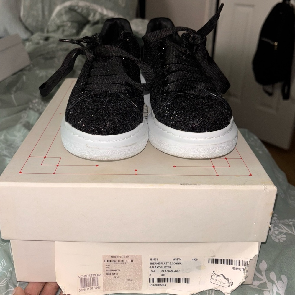 Alexander McQueen Glitter Sneakers - Picture 3 of 4